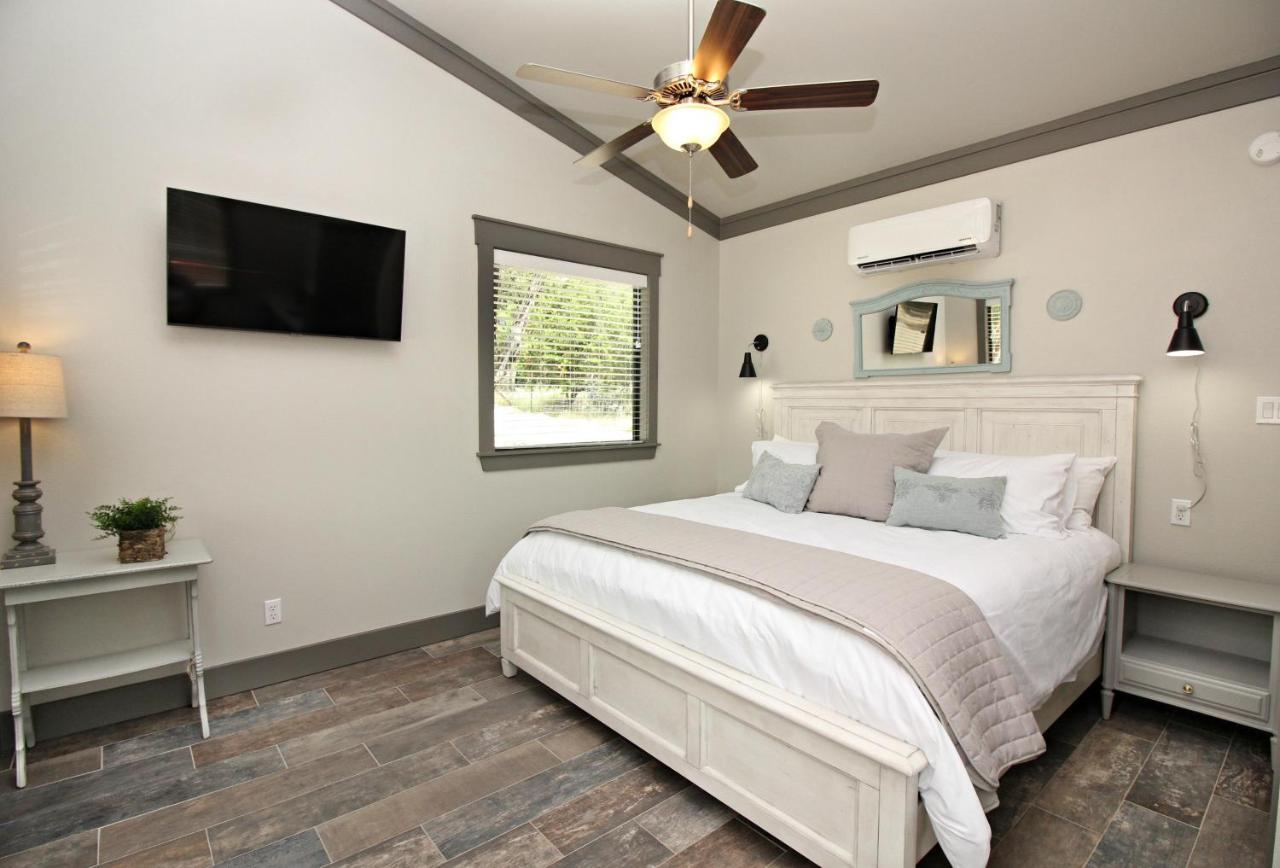 Green Acres Cottages - Fredericksburg Suite Wimberley Zewnętrze zdjęcie
